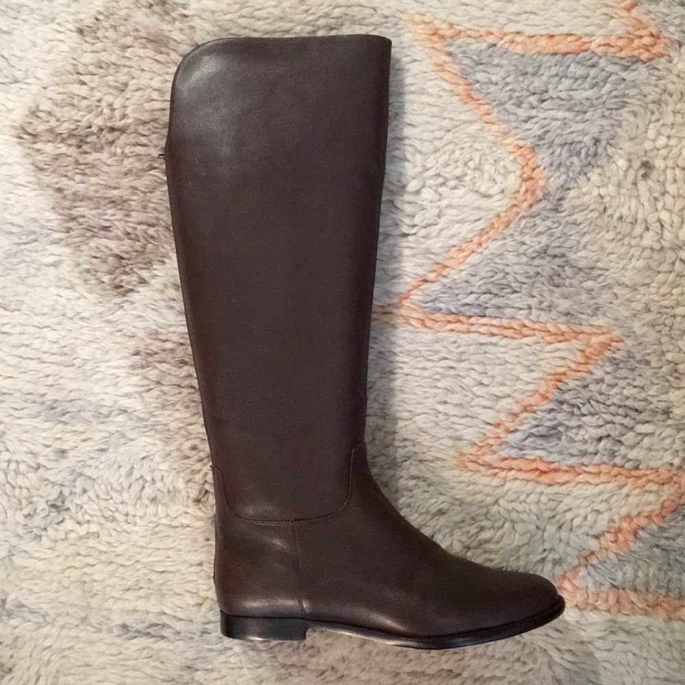 NWT Elie Tahari flannery boot, espresso, size 7.5